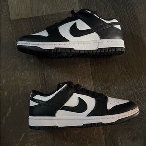 Wmns Dunk Low 'Black White'
DD1503 101